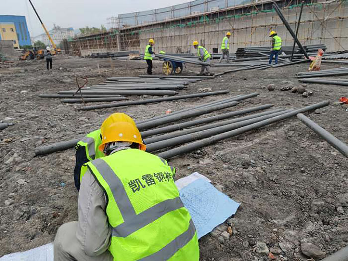 长乐螺栓球网架结构